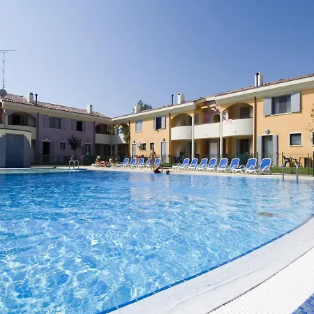With Swimming Pool - Beahost Appartement