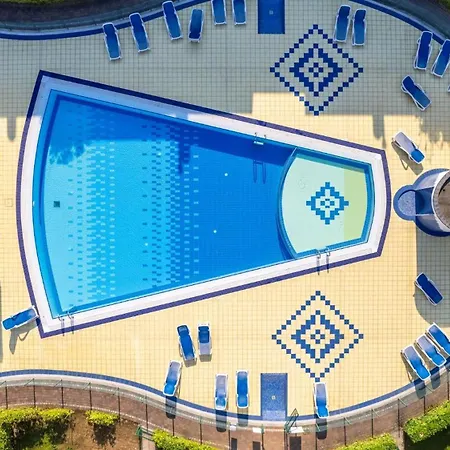 With Swimming Pool Apartment