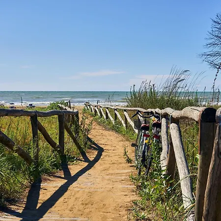 Apartment With Swimming Pool Bibione